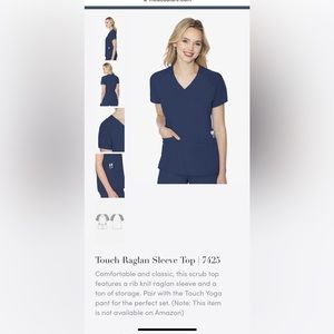 Med Couture Women’s Small Scrub Top Size Small in Navy